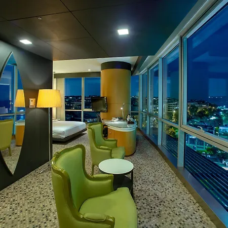 Hotell Doubletree By Hilton - Moda 5*