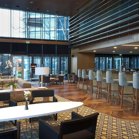 Hotell Doubletree By Hilton - Moda