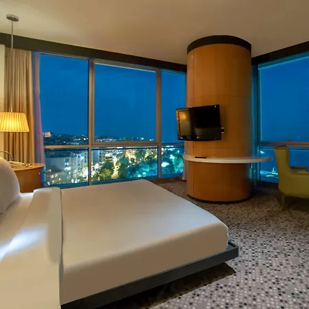 Doubletree By Hilton - Moda 5*