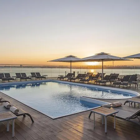 Doubletree By Hilton - Moda Otel 5*