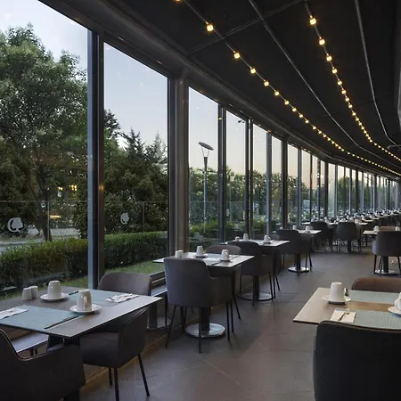 Doubletree By Hilton - Moda Otel