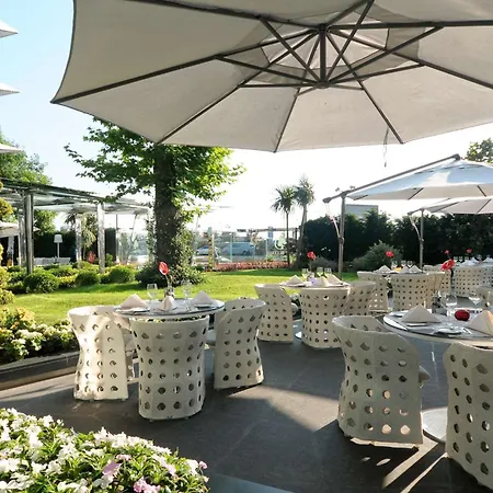 Doubletree By Hilton - Moda