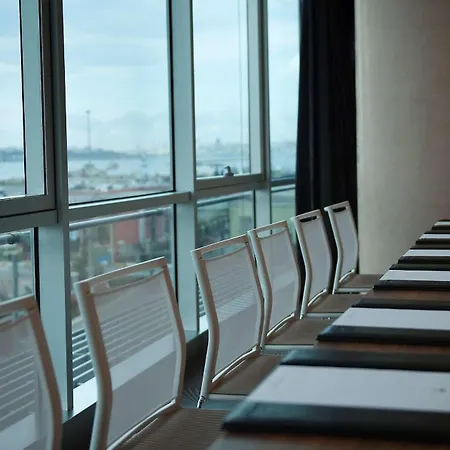 Doubletree By Hilton - Moda