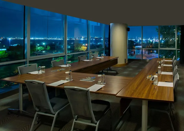 Doubletree By Hilton - Moda Стамбул